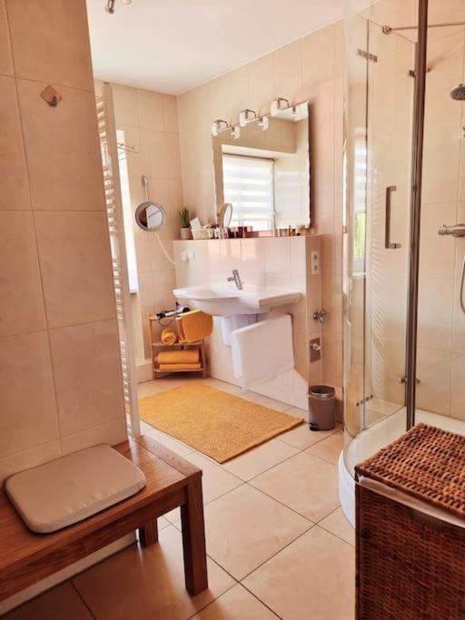 Traumhafte Auszeit Apartment Bad Lauchstadt Ngoại thất bức ảnh